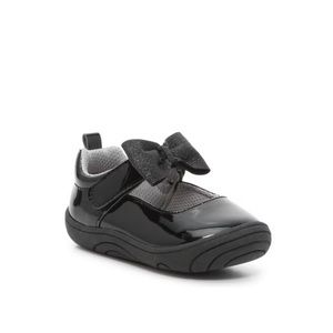 ❌Sold❌ Stride Rite Black Patent Mary Jane Shoes size 4.